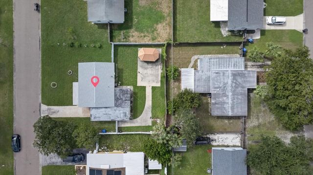 7210 DR MARTIN LUTHER KING JR STREET N, St Petersburg, FL 33702