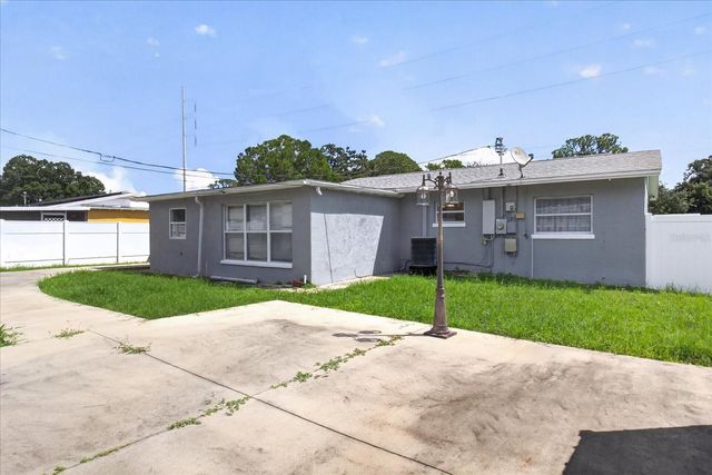 7210 DR MARTIN LUTHER KING JR STREET N, St Petersburg, FL 33702