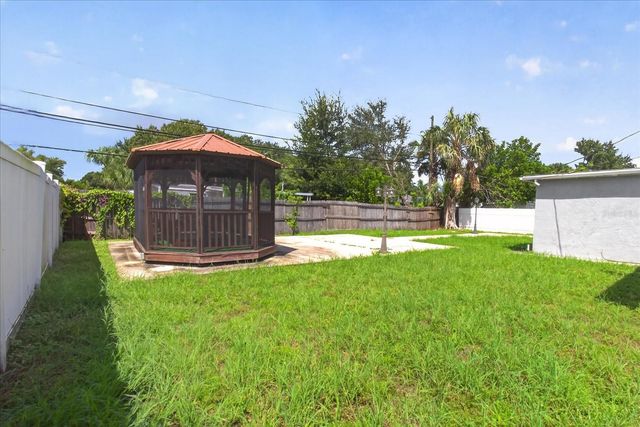 7210 DR MARTIN LUTHER KING JR STREET N, St Petersburg, FL 33702