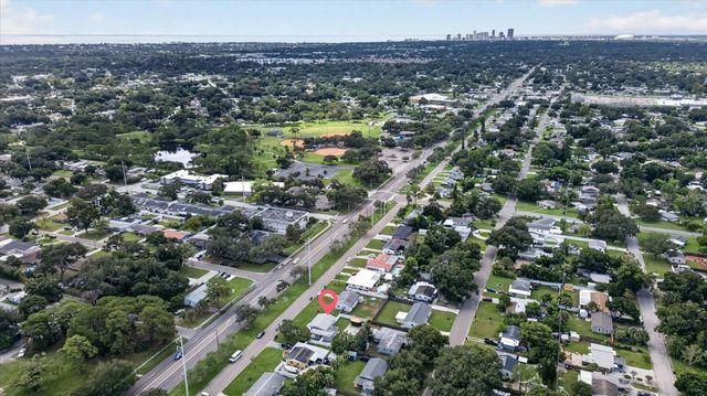 7210 DR MARTIN LUTHER KING JR STREET N, St Petersburg, FL 33702