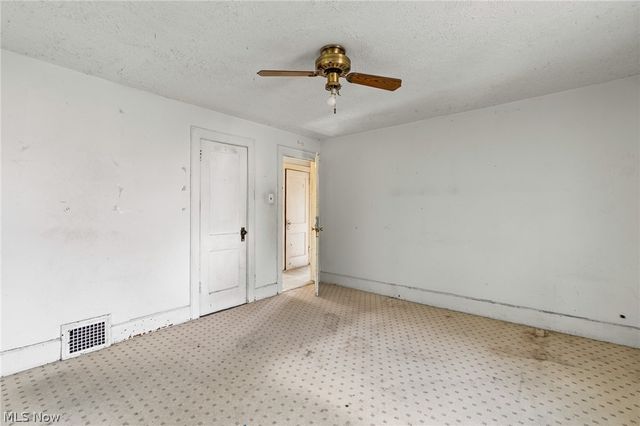 2203 5th Street NE, Canton, OH 44704