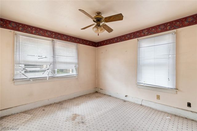 2203 5th Street NE, Canton, OH 44704