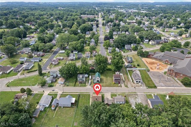 2203 5th Street NE, Canton, OH 44704