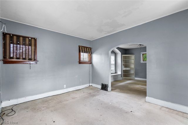 2203 5th Street NE, Canton, OH 44704