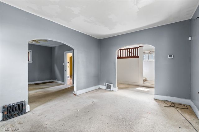 2203 5th Street NE, Canton, OH 44704