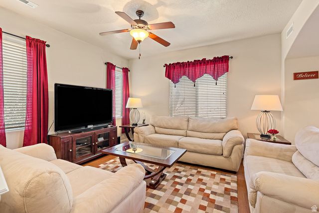 2484 MANZONI RD, Santa Clara, UT 84765