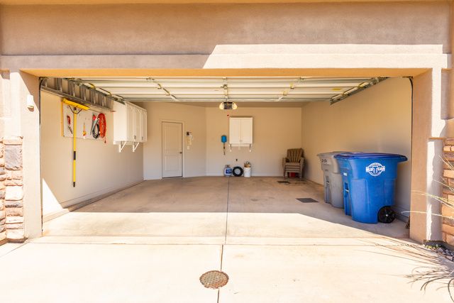 2484 MANZONI RD, Santa Clara, UT 84765