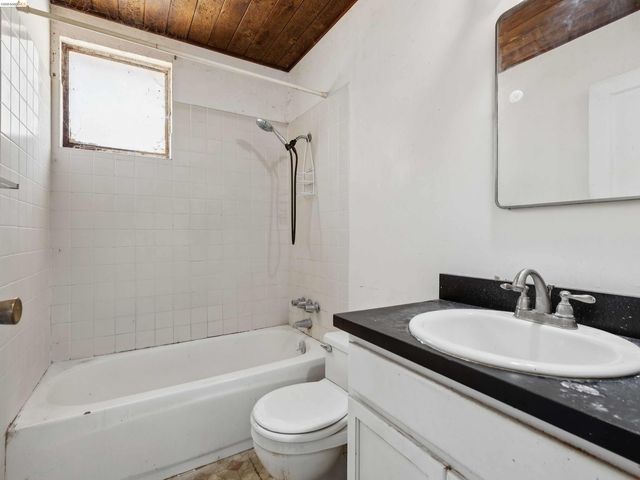 456 La Jolla St, Vallejo, CA 94591