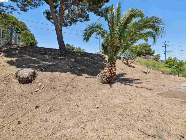 456 La Jolla St, Vallejo, CA 94591