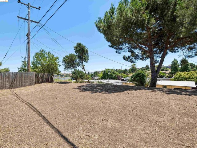 456 La Jolla St, Vallejo, CA 94591