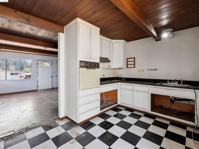 456 La Jolla St, Vallejo, CA 94591