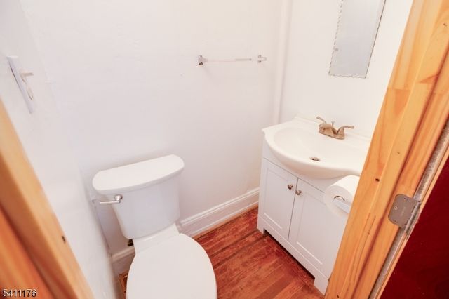 215 Victory St, Roselle Boro, NJ 07203