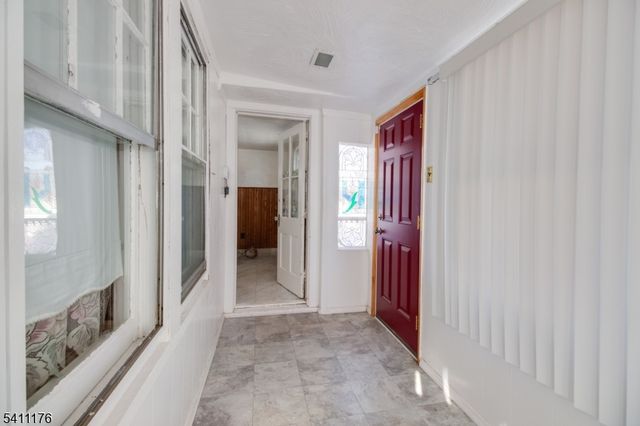 215 Victory St, Roselle Boro, NJ 07203