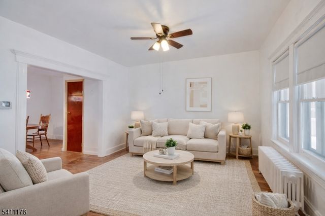 215 Victory St, Roselle Boro, NJ 07203