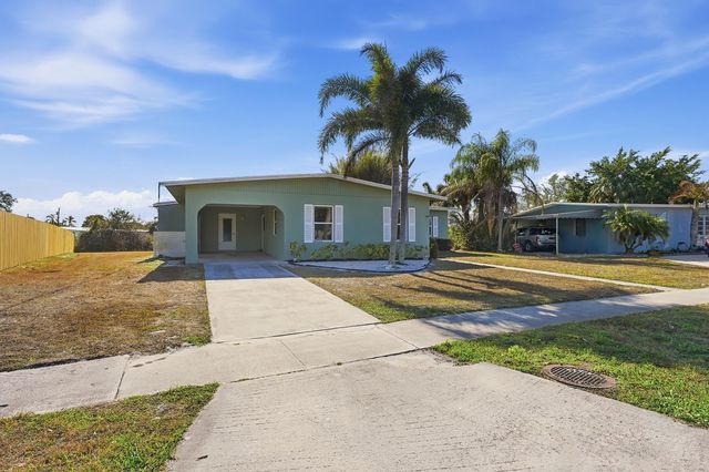 2817 SE Pocatello Road, Port St. Lucie, Port St Lucie, FL 34952