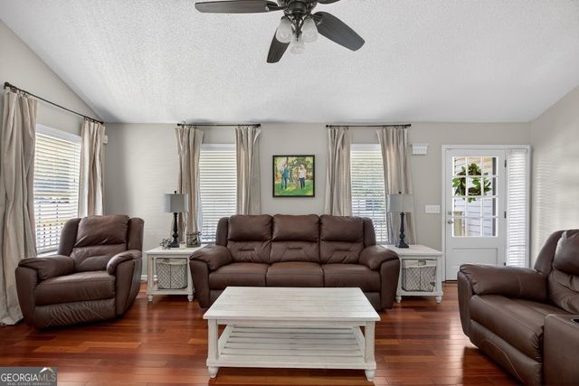 317 Barrington Drive, Hiram, GA 30141
