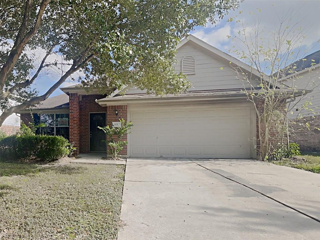 9010 York Hollow Lane, Houston, TX 77044