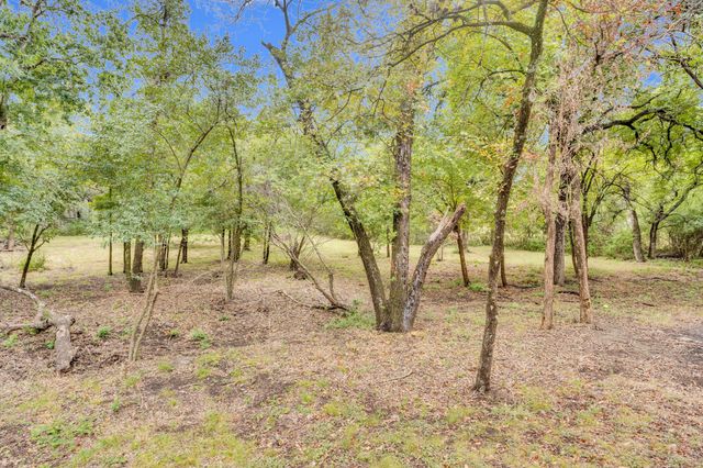 2016 Adams Lane S, Azle, TX 76020
