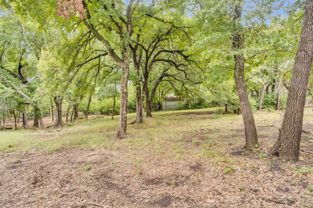 2016 Adams Lane S, Azle, TX 76020