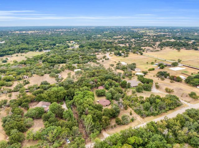2016 Adams Lane S, Azle, TX 76020