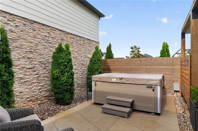 3401 SW Awakening Avenue, Bentonville, AR 72713