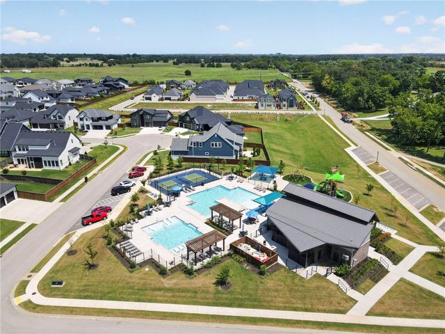 3401 SW Awakening Avenue, Bentonville, AR 72713