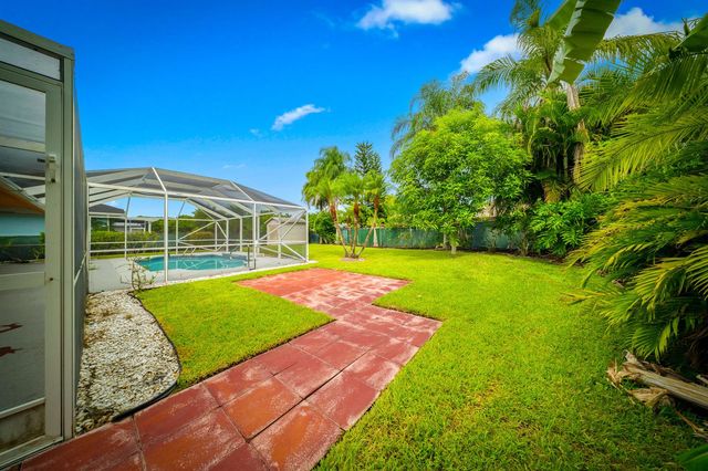 6121 NW Daroco Terrace, Port St. Lucie, FL 34986