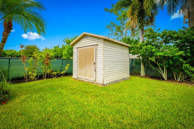 6121 NW Daroco Terrace, Port St. Lucie, FL 34986