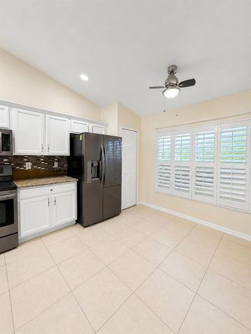 6121 NW Daroco Terrace, Port St. Lucie, FL 34986