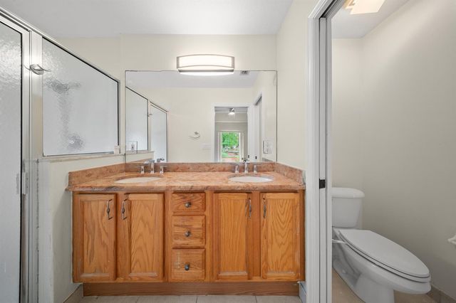6121 NW Daroco Terrace, Port St. Lucie, FL 34986