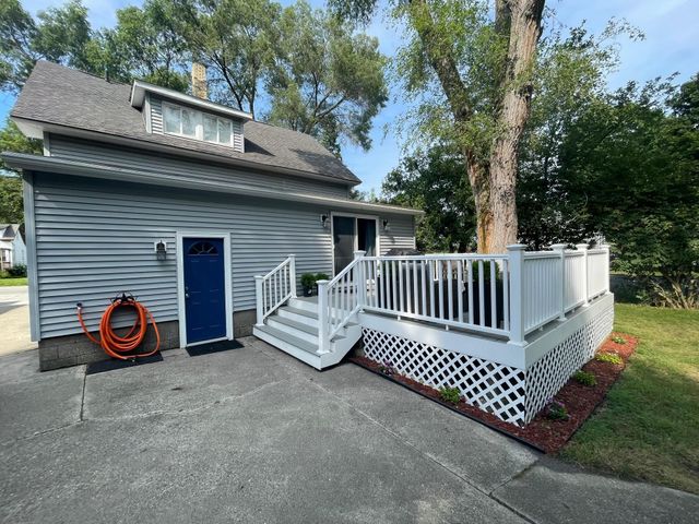 149 Jackson Street, Manistee, MI 49660