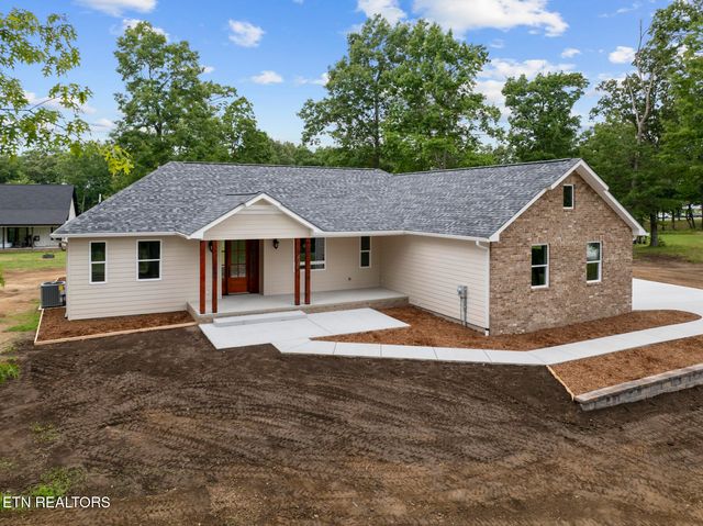 427 Bluff View Lp, Crossville, TN 38571