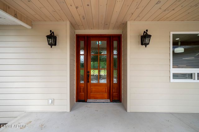427 Bluff View Lp, Crossville, TN 38571