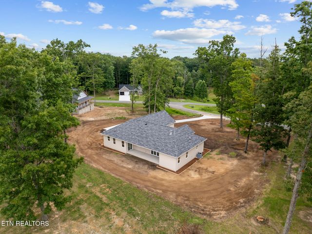 427 Bluff View Lp, Crossville, TN 38571