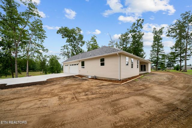 427 Bluff View Lp, Crossville, TN 38571