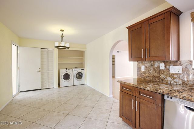 2102 W KNOX Road, Chandler, AZ 85224