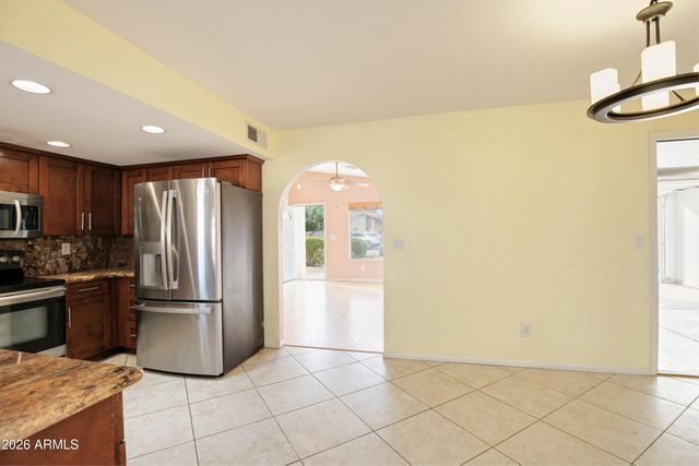 2102 W KNOX Road, Chandler, AZ 85224