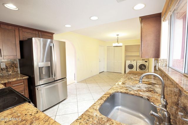 2102 W KNOX Road, Chandler, AZ 85224