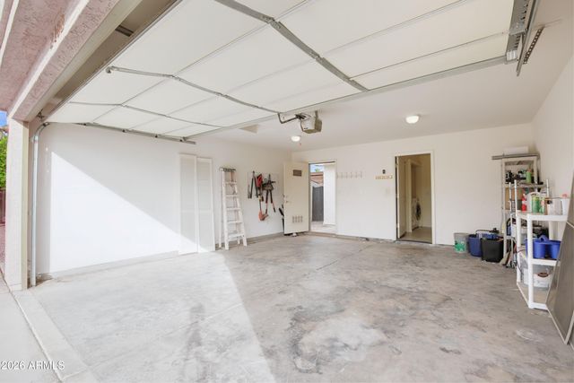 2102 W KNOX Road, Chandler, AZ 85224