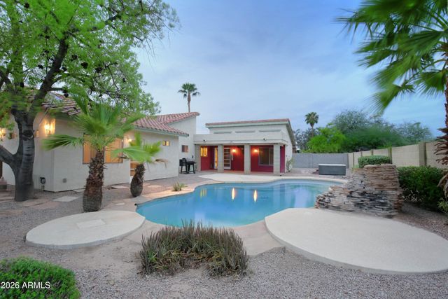 2102 W KNOX Road, Chandler, AZ 85224