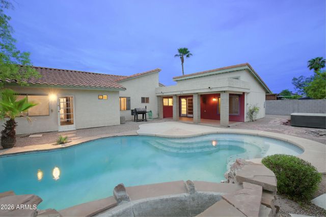 2102 W KNOX Road, Chandler, AZ 85224