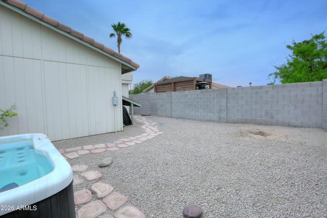 2102 W KNOX Road, Chandler, AZ 85224