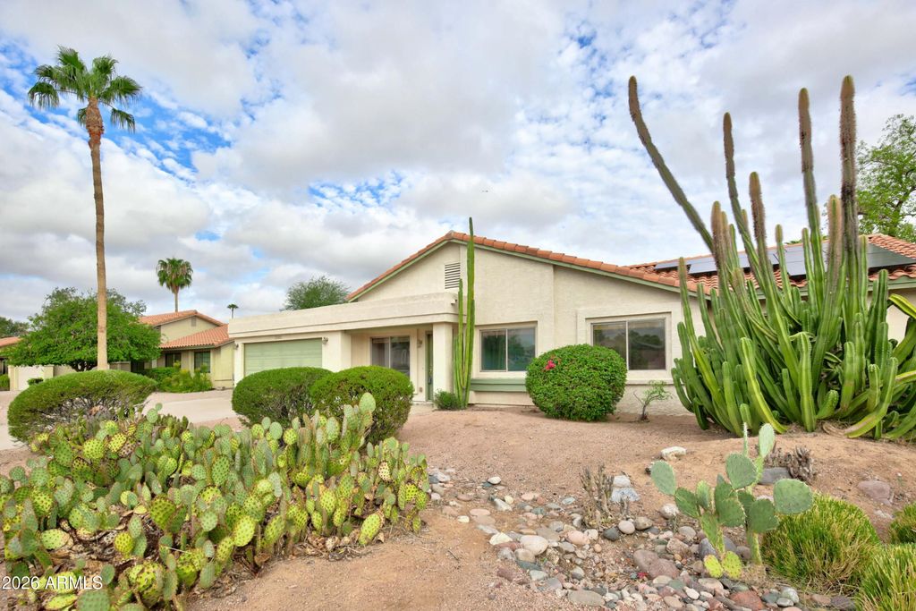 2102 W KNOX Road, Chandler, AZ 85224 — exterior