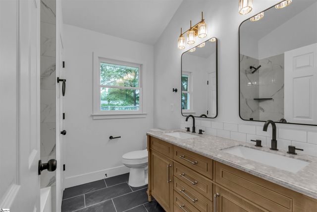 103 Longwood Drive, Taylors, SC 29687