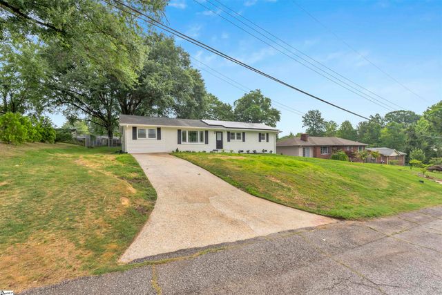 103 Longwood Drive, Taylors, SC 29687