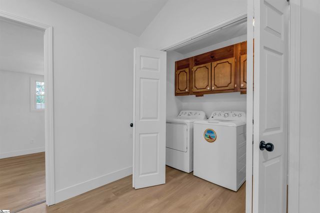 103 Longwood Drive, Taylors, SC 29687