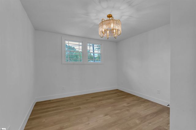 103 Longwood Drive, Taylors, SC 29687