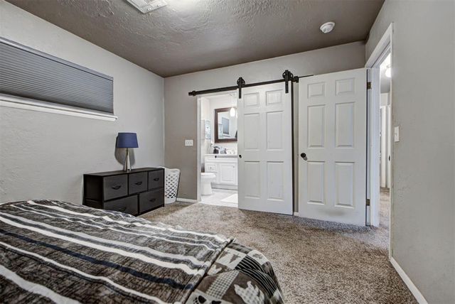 343 W Birch Drive, Mustang, OK 73064