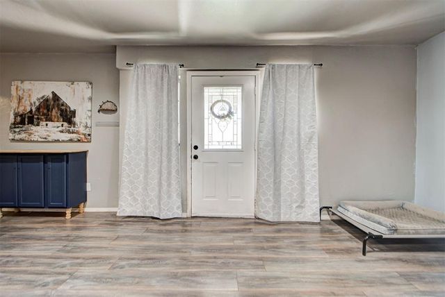 343 W Birch Drive, Mustang, OK 73064