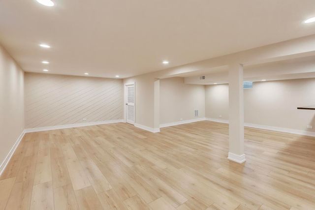 1421 Cynthia Avenue, Park Ridge, IL 60068